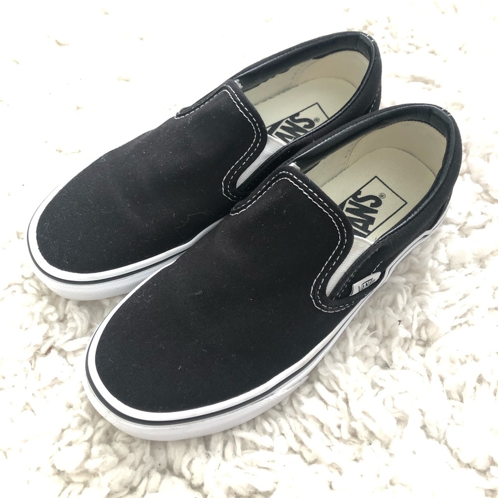 Slip On Vans - Black